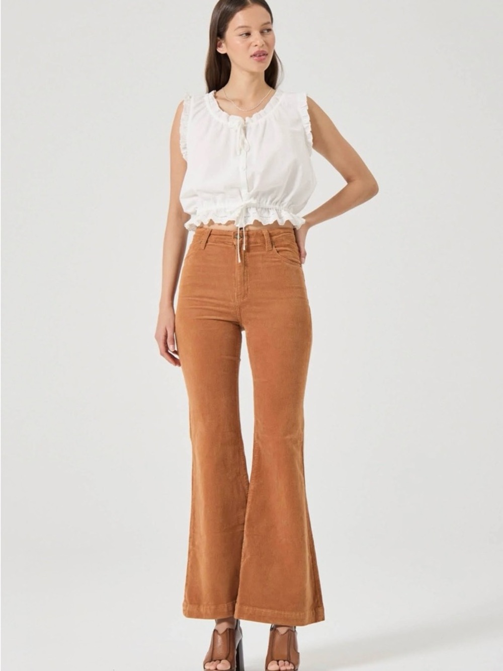 ROLLA'S Women's Corduroy Boot Cut Pants in chocolate Brown